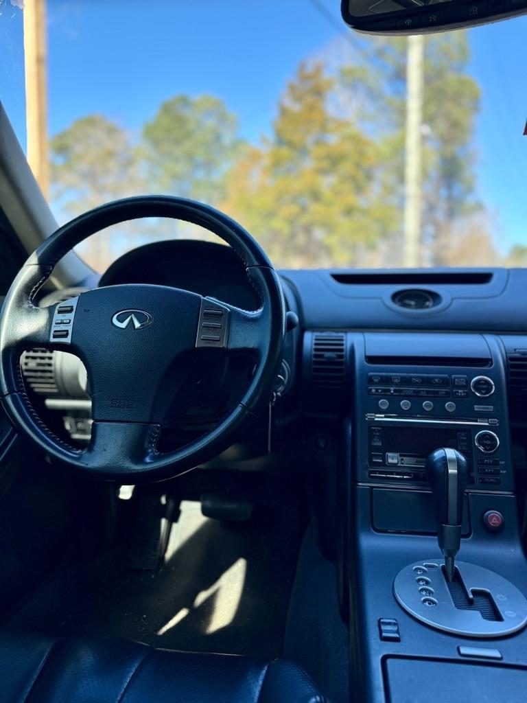 Infiniti G35  2004