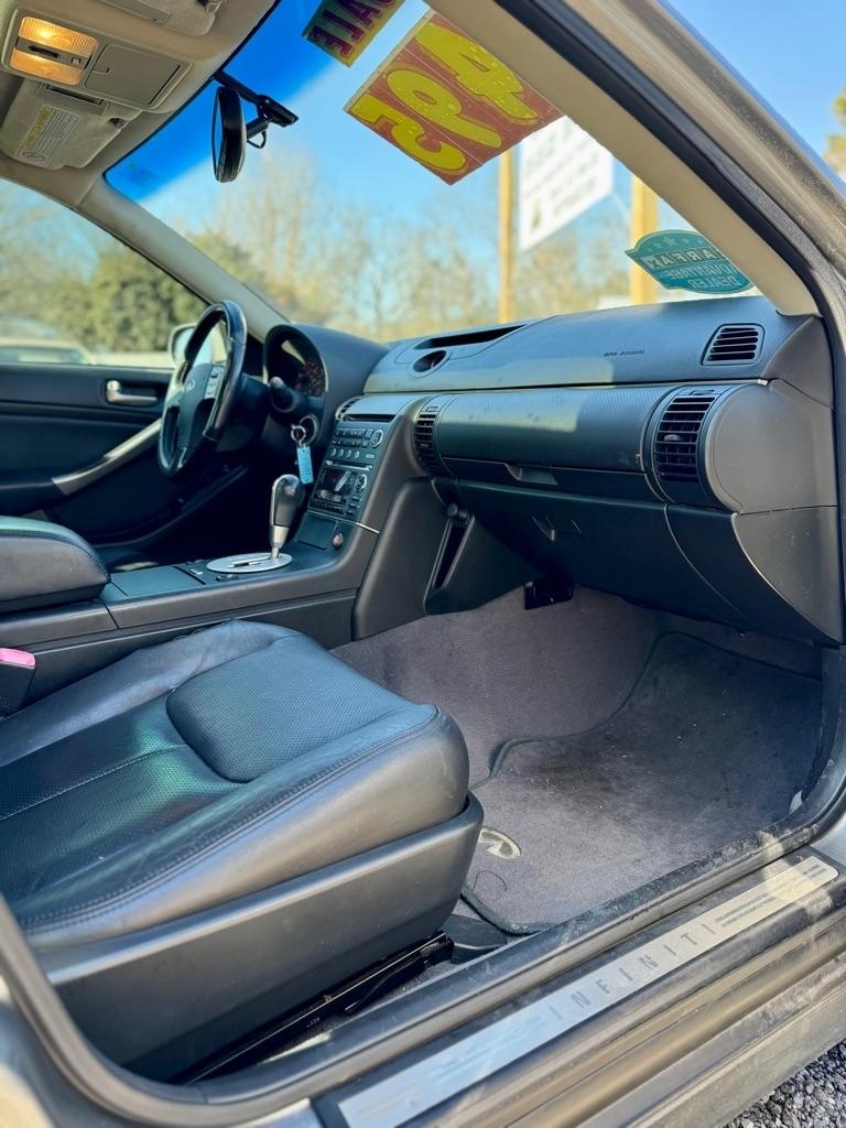 Infiniti G35  2004
