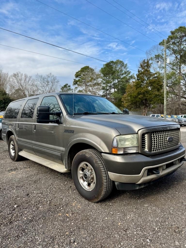 Ford Excursion  2004