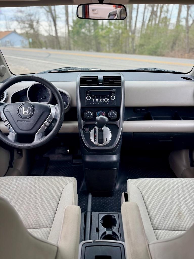 Honda Element  2010