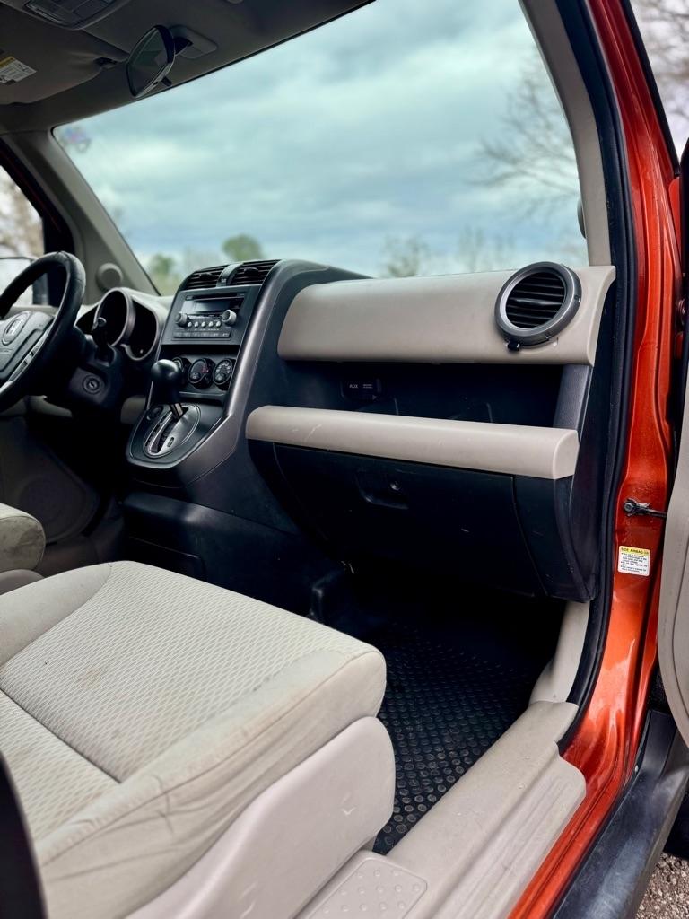 Honda Element  2010