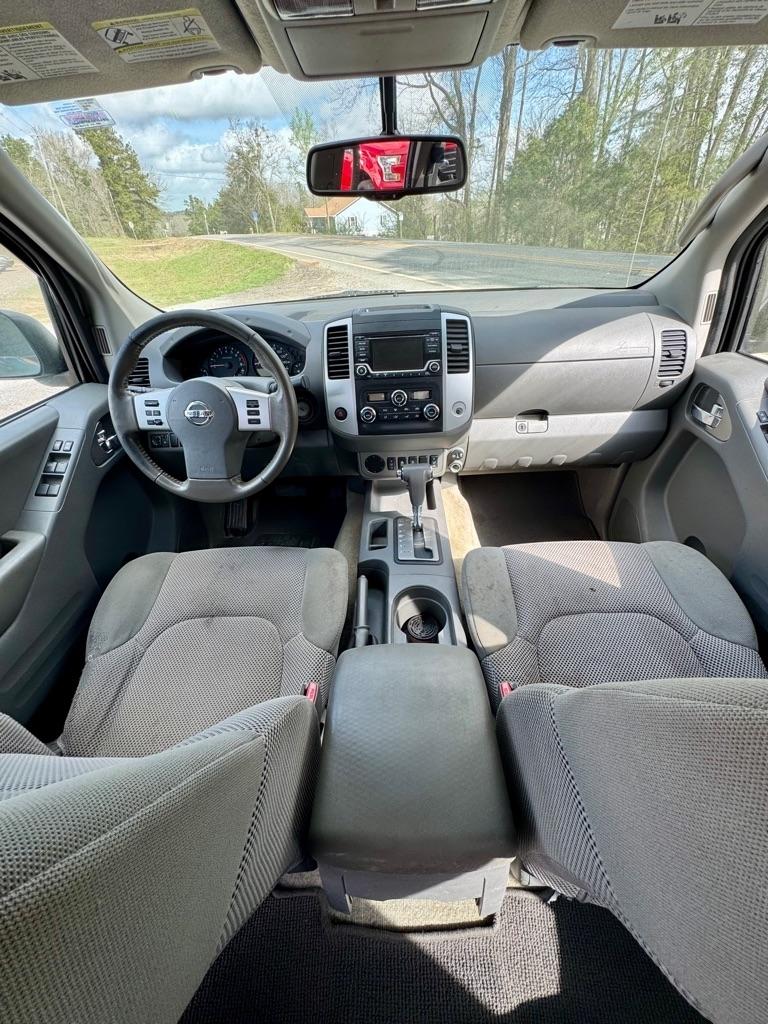 Nissan Frontier  2017