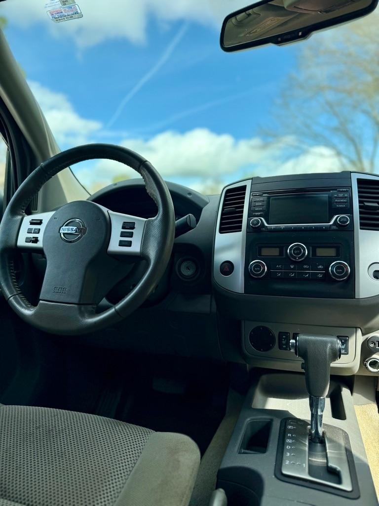 Nissan Frontier  2017