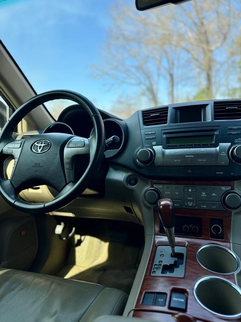 Toyota Highlander  2008