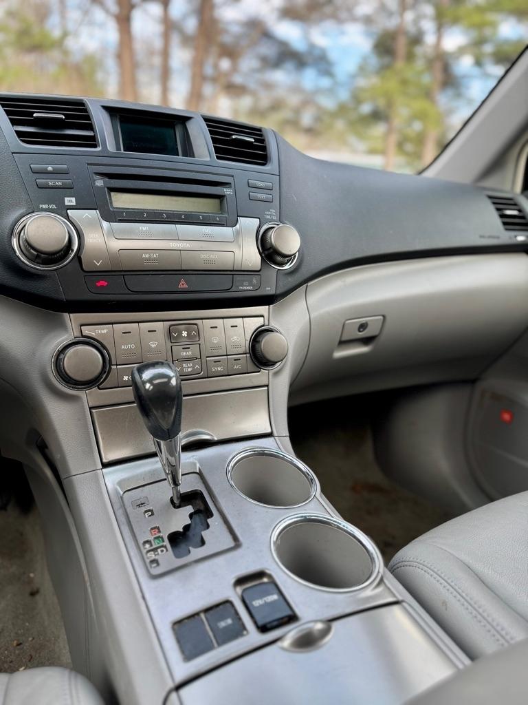 Toyota Highlander  2008