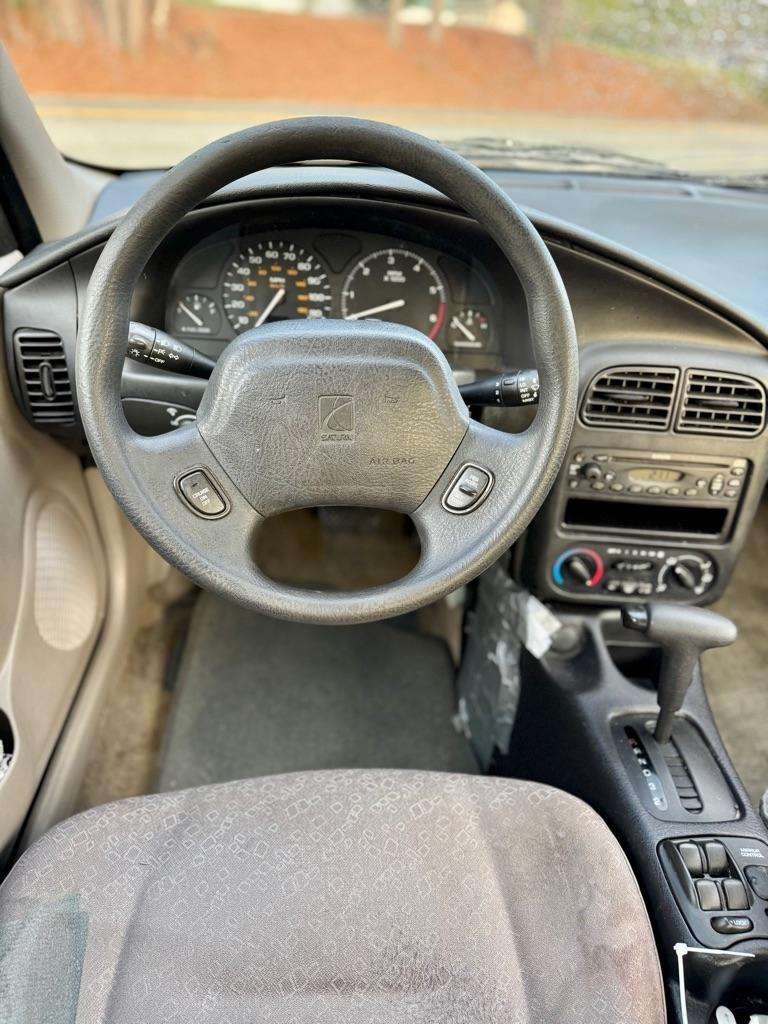 Saturn SL  2002