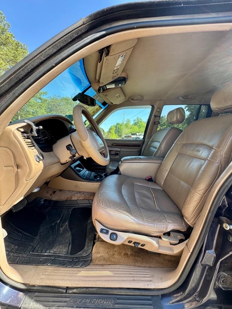 Ford Explorer Limited 2000