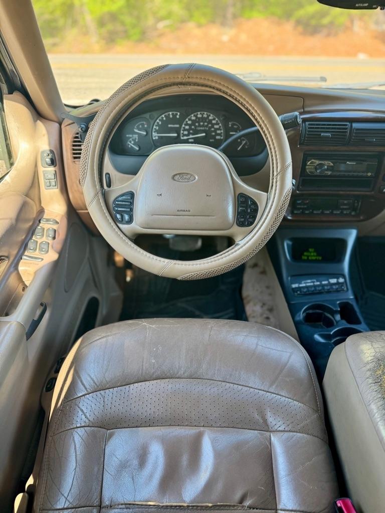 Ford Explorer Limited 2000