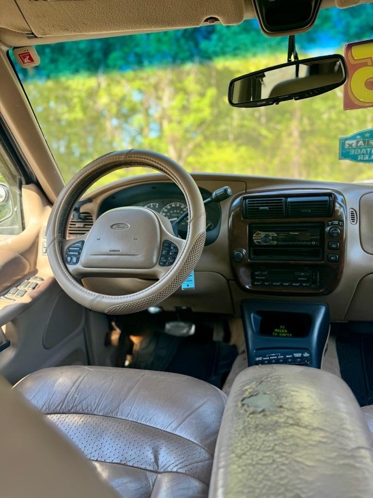 Ford Explorer Limited 2000