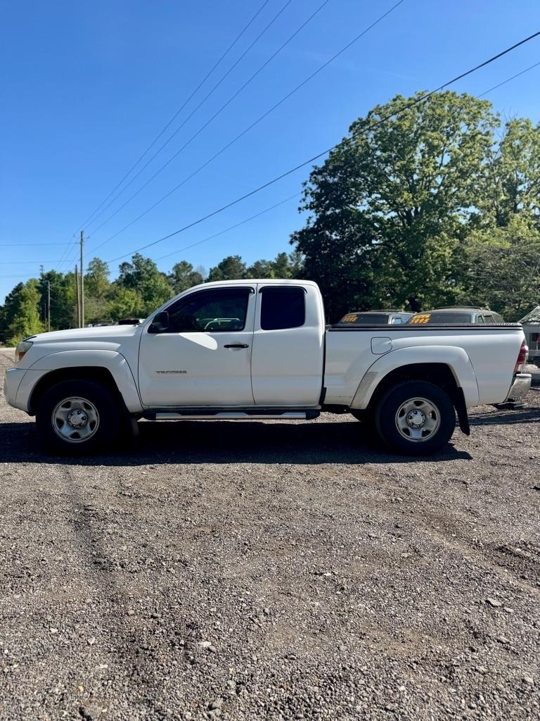 Toyota Tacoma  2011