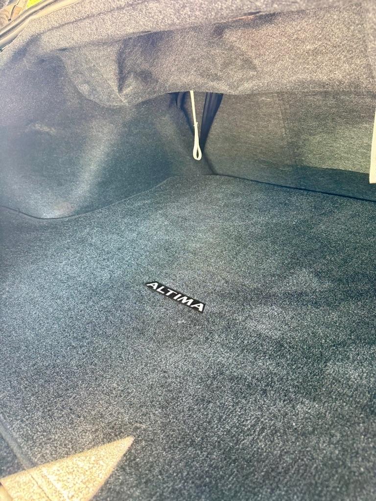 Nissan Altima  2008