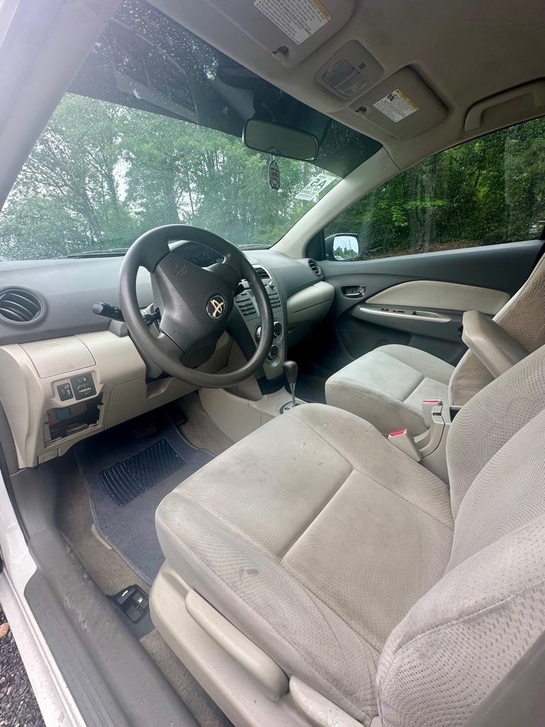 Toyota Yaris  2009