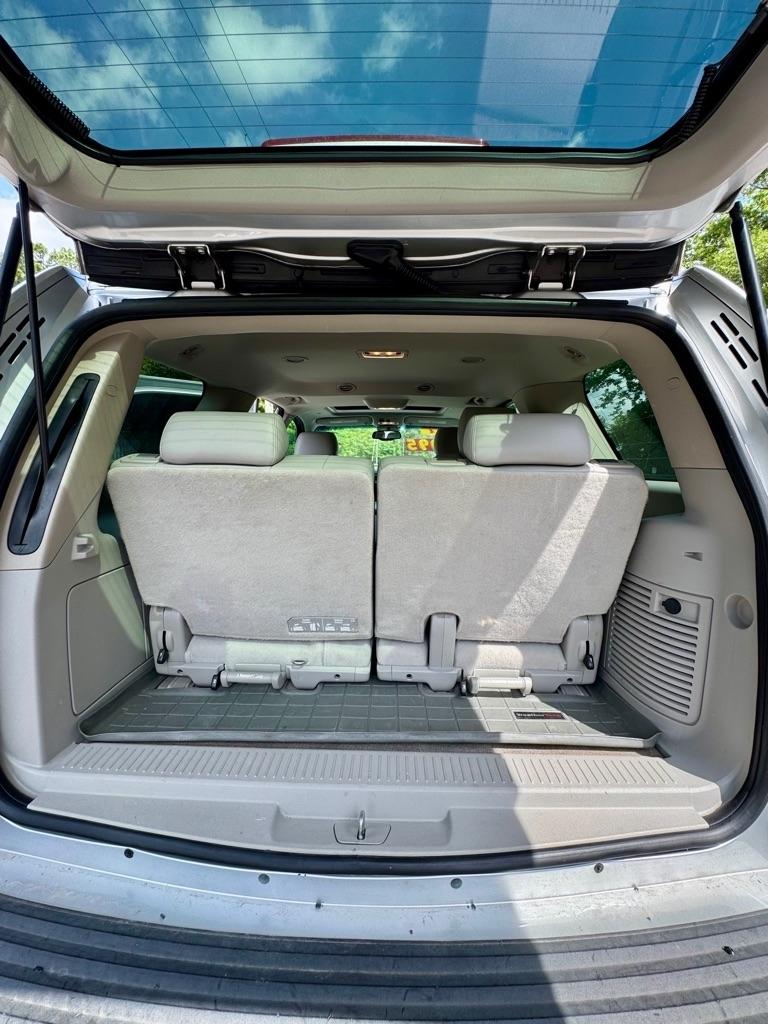 Chevrolet Tahoe  2014