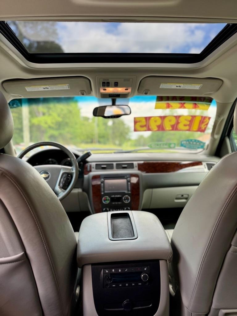 Chevrolet Tahoe  2014