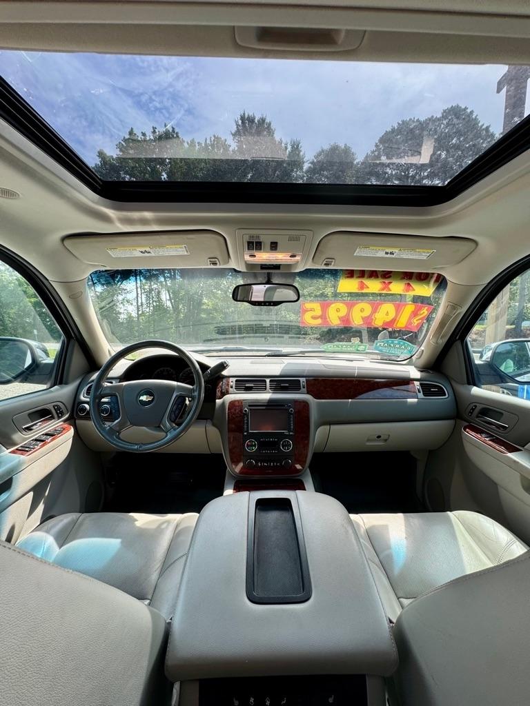 Chevrolet Tahoe  2014