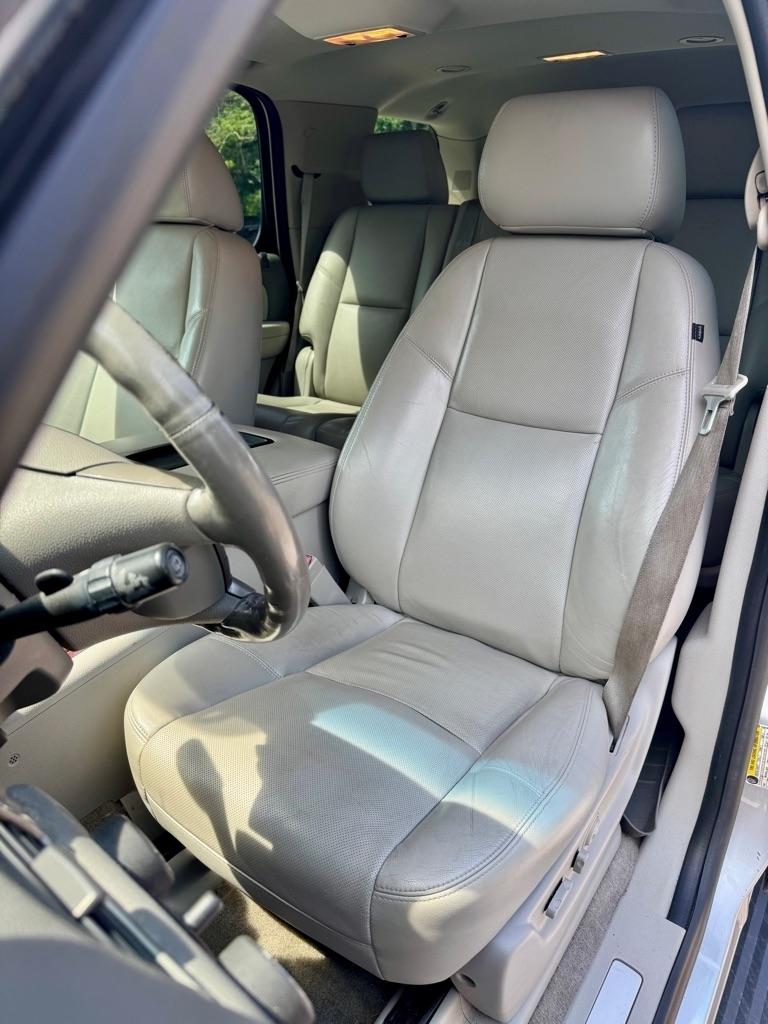 Chevrolet Tahoe  2014
