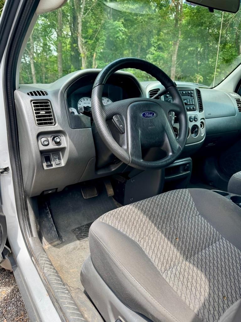 Ford Escape 4dr 103" WB XLT Sport 2003