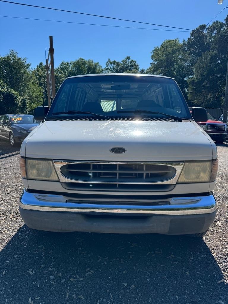 Ford Econoline Cargo Van E-250 2002