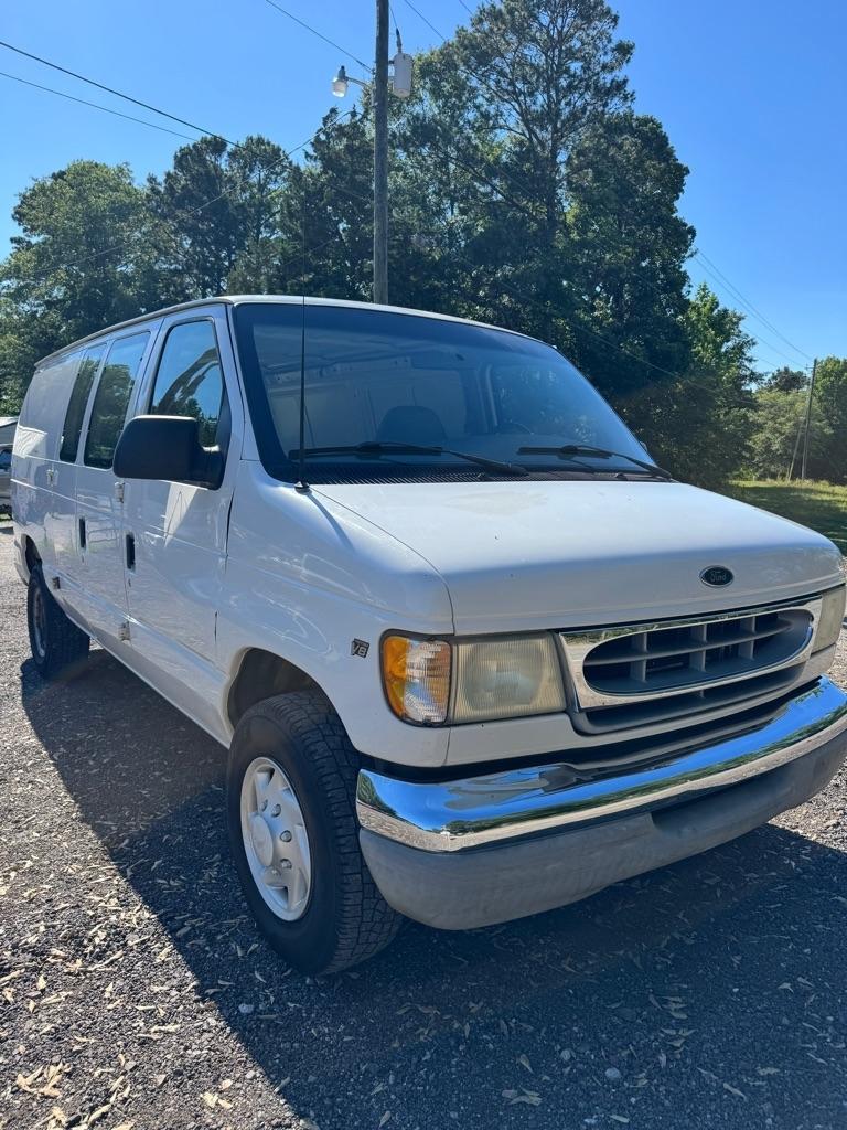 Ford Econoline Cargo Van E-250 2002