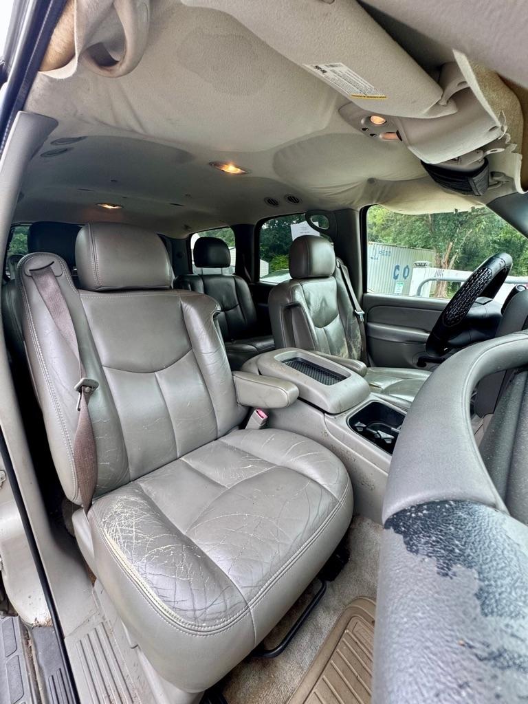 GMC Yukon 4dr 1500 SLT 2005