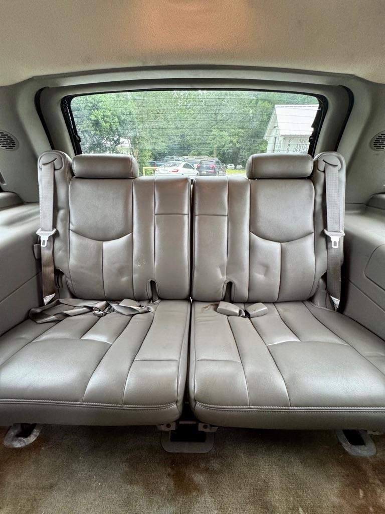 GMC Yukon 4dr 1500 SLT 2005