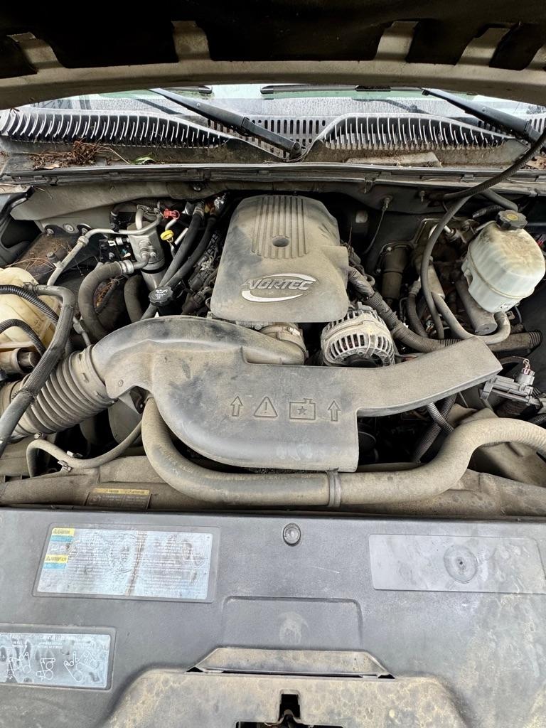 GMC Yukon 4dr 1500 SLT 2005