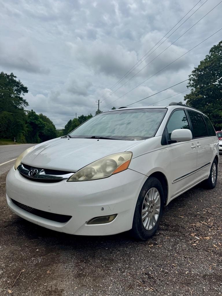 Toyota Sienna 5dr 7-Pass Van XLE Ltd FWD (Natl) 2007