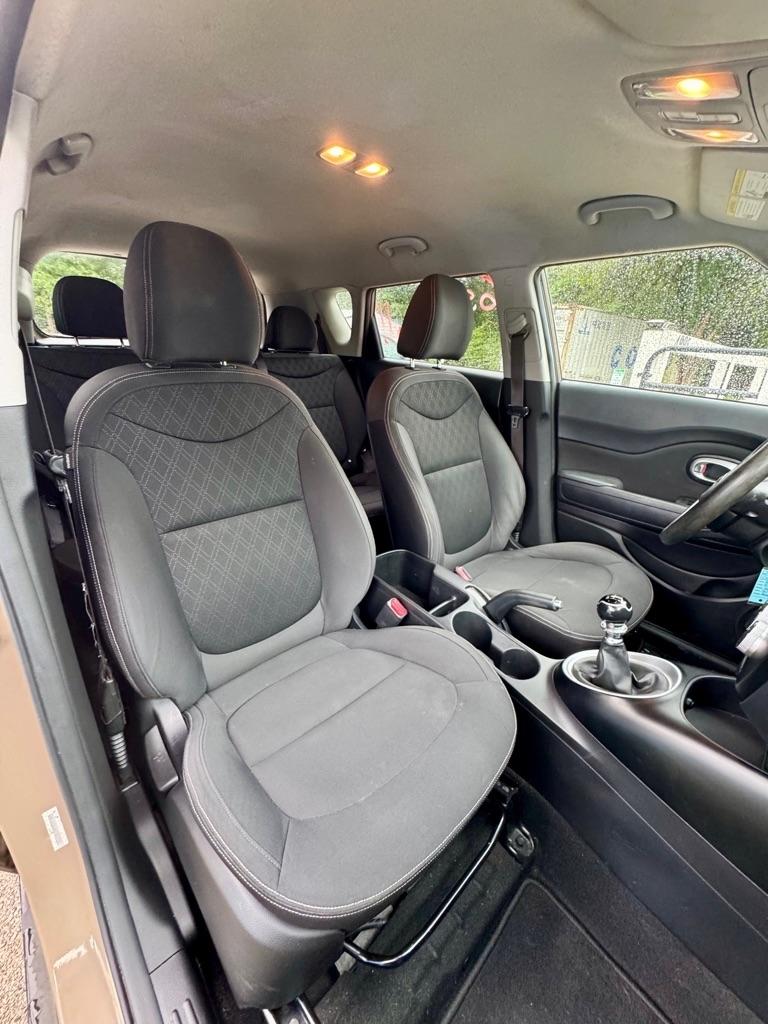 Kia Soul 5dr Wgn Man Base 2014