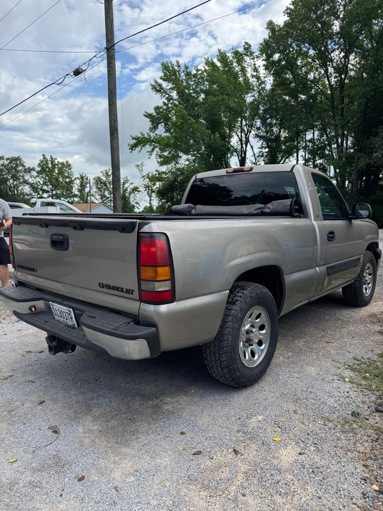 Chevrolet Silverado 1500 Reg Cab 119.0" WB 4WD LS 2003