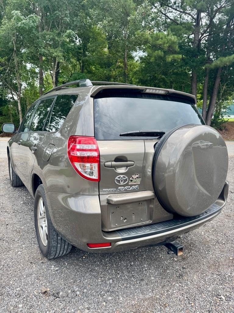 Toyota RAV4 FWD 4dr 4-cyl 4-Spd AT (Natl) 2009
