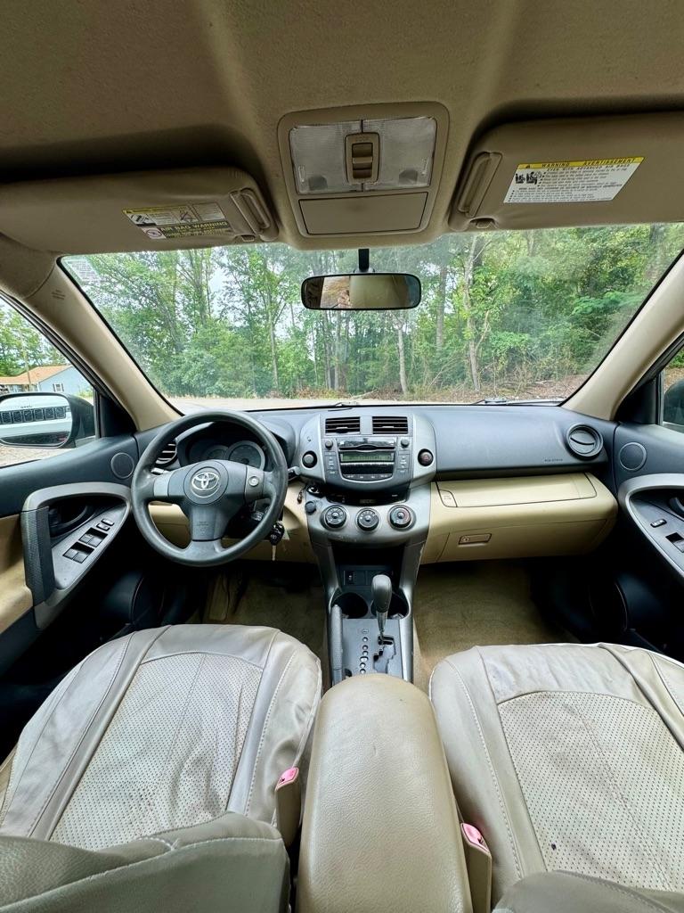 Toyota RAV4 FWD 4dr 4-cyl 4-Spd AT (Natl) 2009