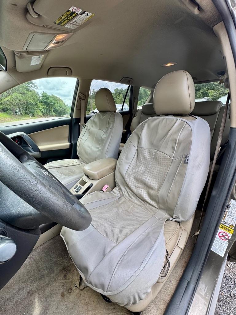 Toyota RAV4 FWD 4dr 4-cyl 4-Spd AT (Natl) 2009