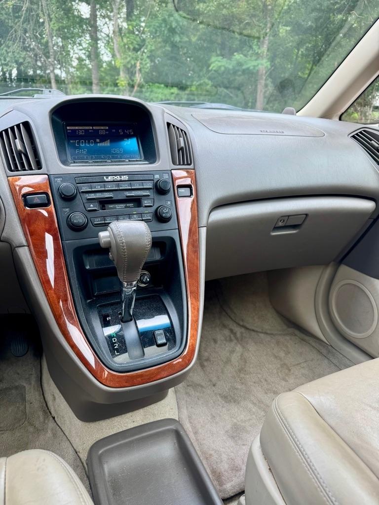 Lexus RX 300 Luxury SUV 4dr SUV 1999
