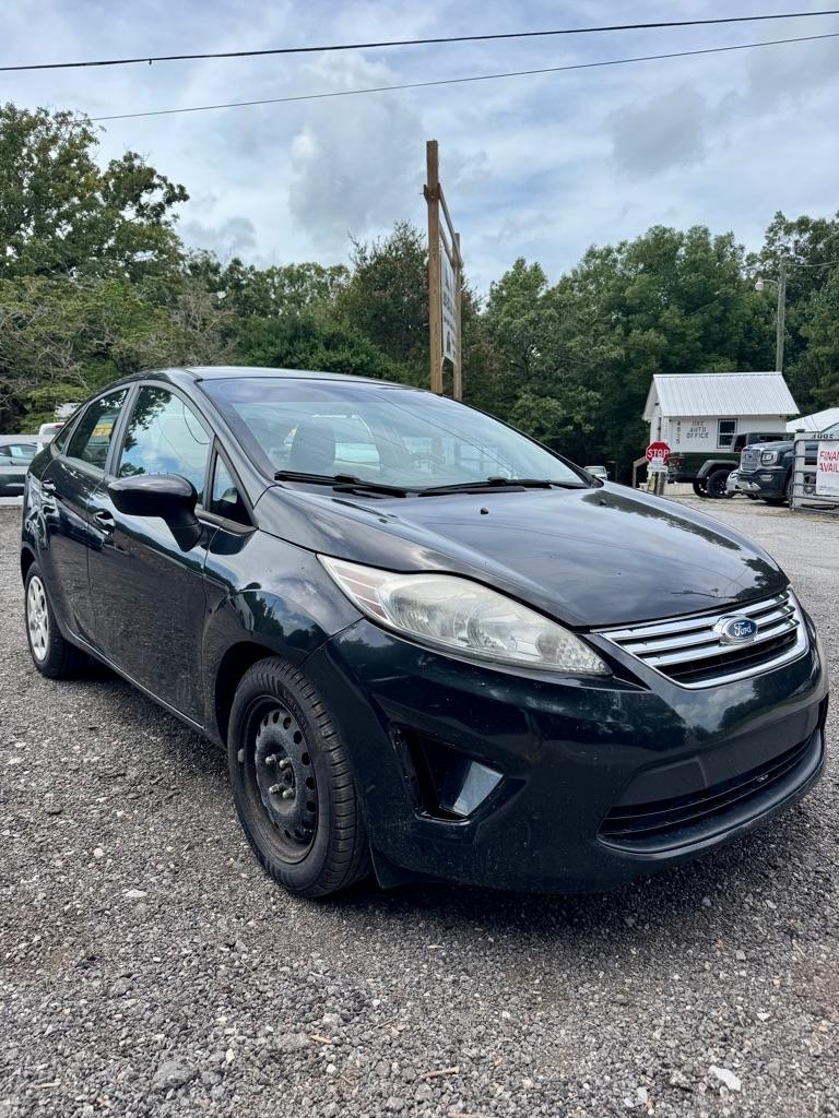 Ford Fiesta 4dr Sdn S 2013