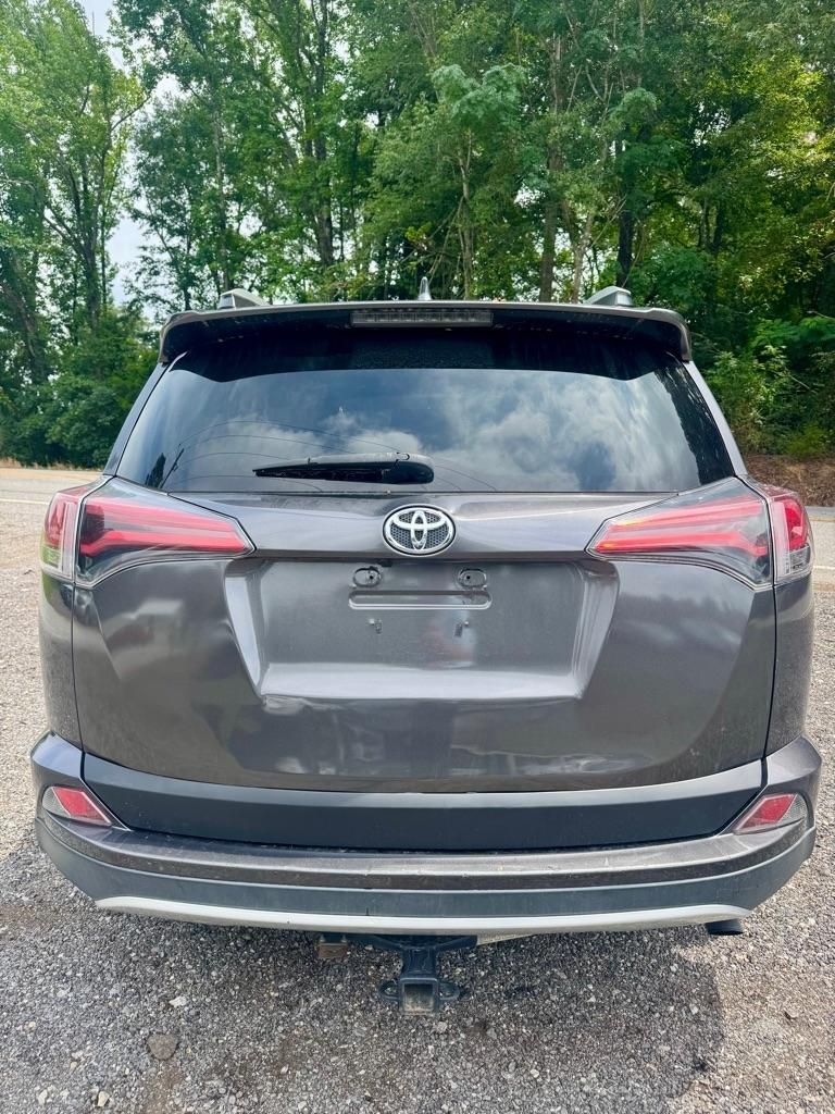 Toyota RAV4 FWD 4dr XLE (Natl) 2016