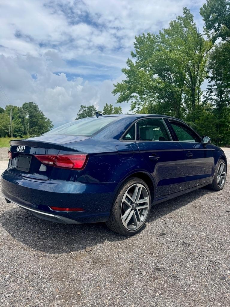 Audi A3 Sedan 2.0 TFSI Tech Premium FWD 2018