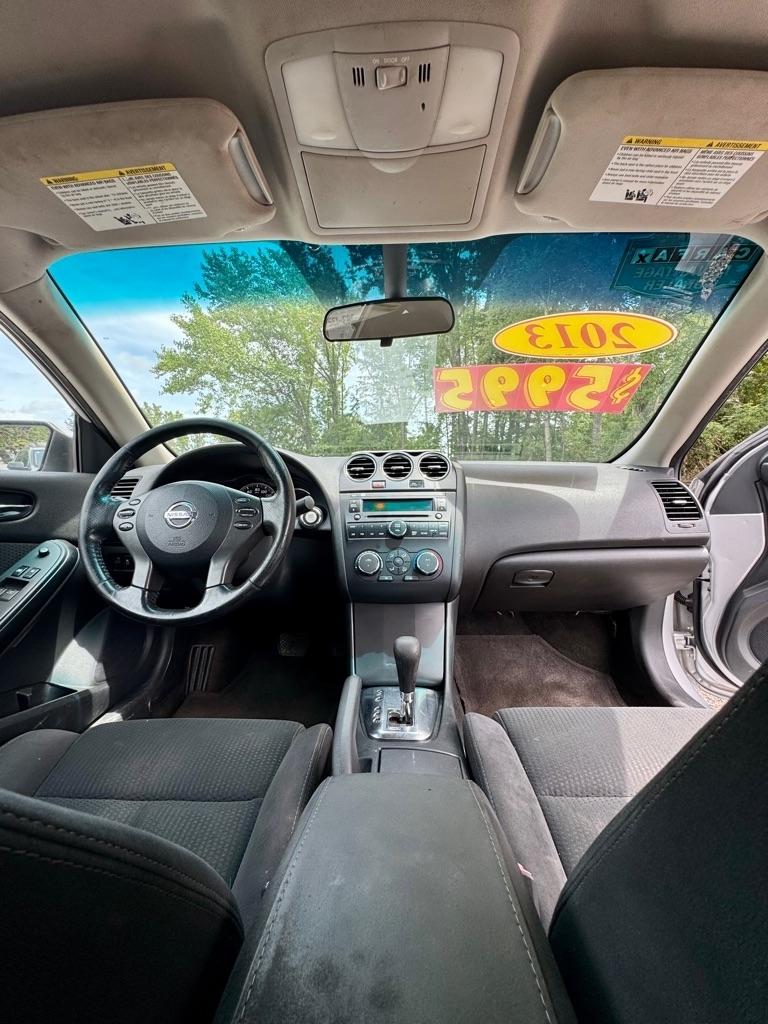 Nissan Altima 2dr Cpe I4 2.5 S 2013