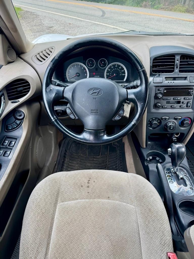 Hyundai Santa Fe 4dr GLS 4WD 2.7L Auto 2005