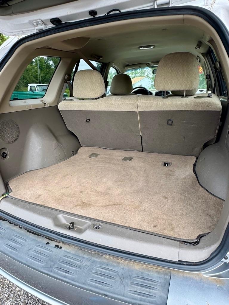 Hyundai Santa Fe 4dr GLS 4WD 2.7L Auto 2005