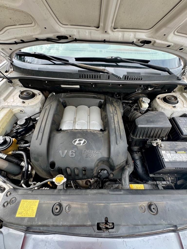 Hyundai Santa Fe 4dr GLS 4WD 2.7L Auto 2005