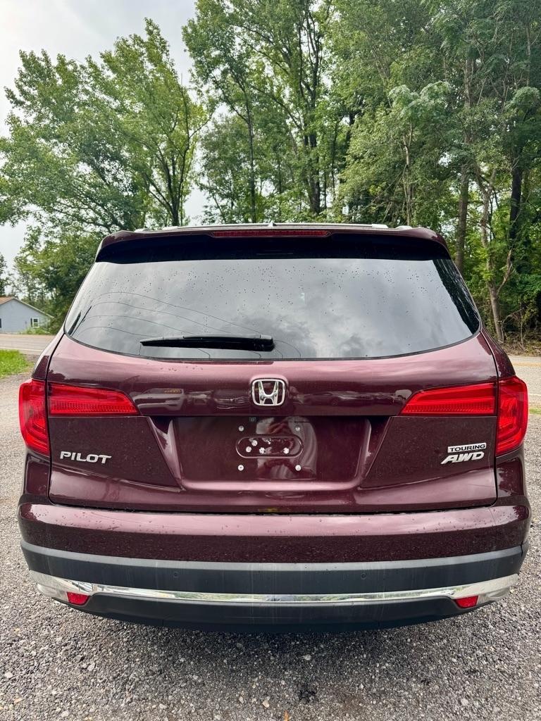 Honda Pilot Touring AWD 2017