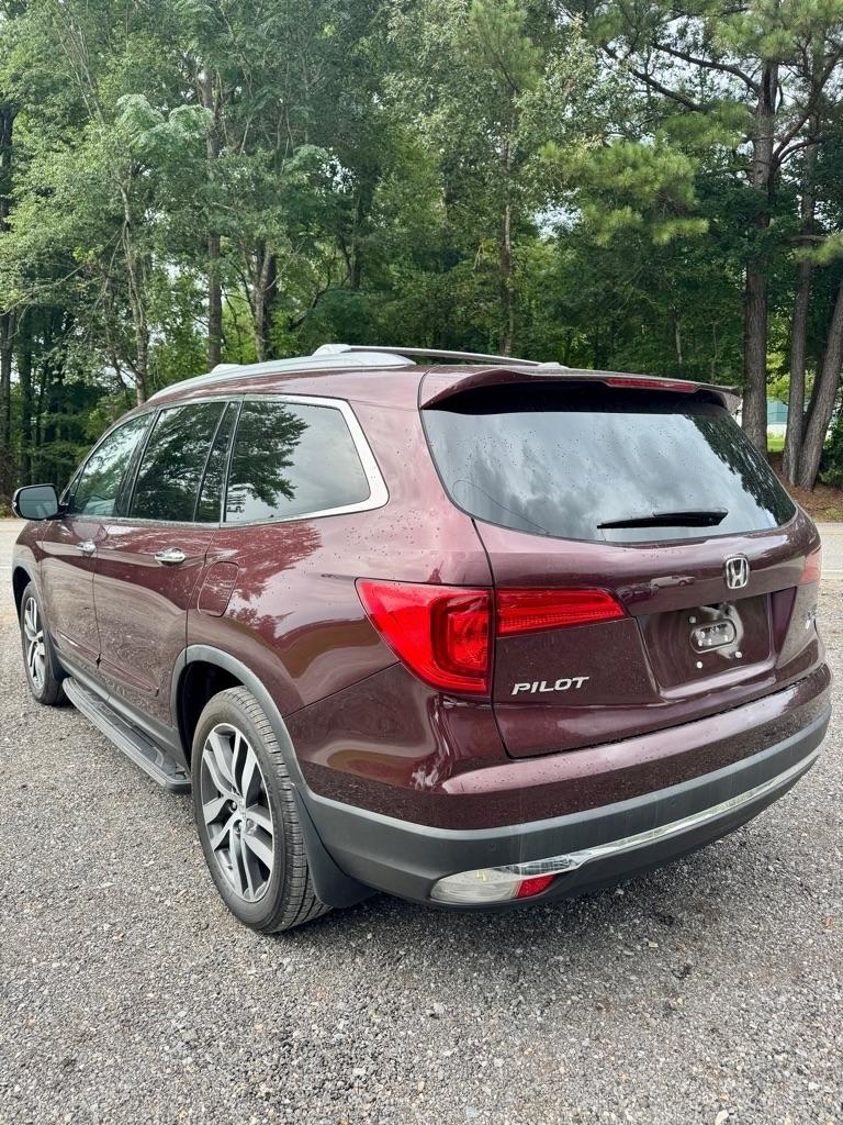 Honda Pilot Touring AWD 2017
