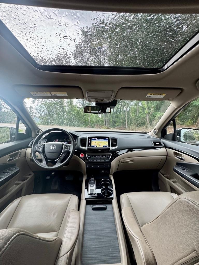 Honda Pilot Touring AWD 2017