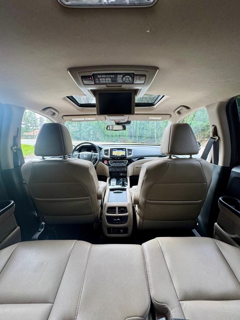 Honda Pilot Touring AWD 2017