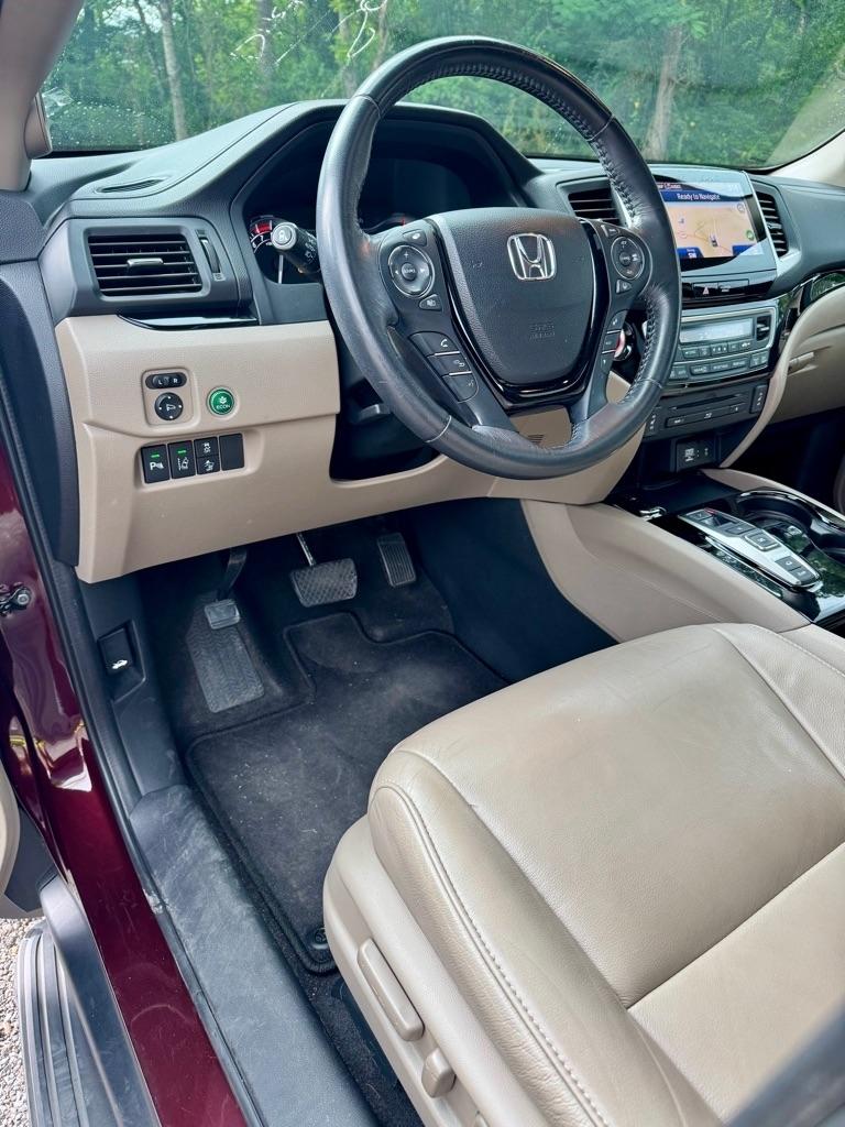 Honda Pilot Touring AWD 2017