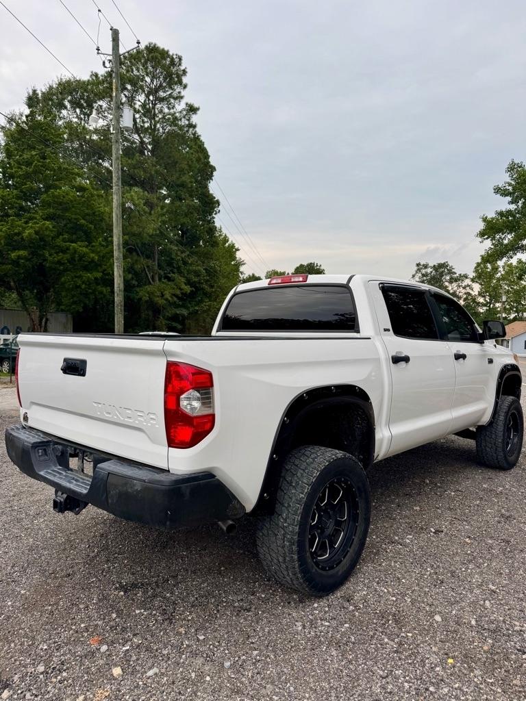 Toyota Tundra 4WD TRD Pro CrewMax 5.5' Bed 5.7L FFV (Natl) 2017
