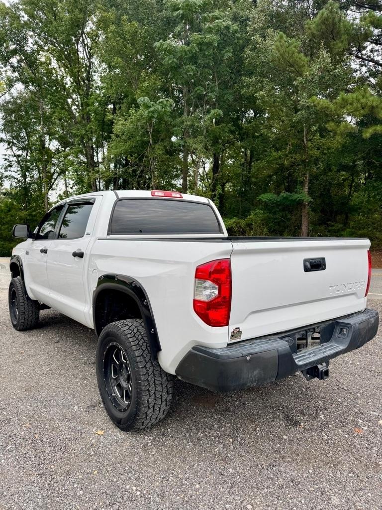 Toyota Tundra 4WD TRD Pro CrewMax 5.5' Bed 5.7L FFV (Natl) 2017