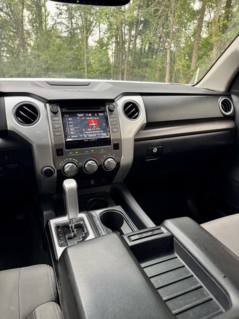 Toyota Tundra 4WD TRD Pro CrewMax 5.5' Bed 5.7L FFV (Natl) 2017
