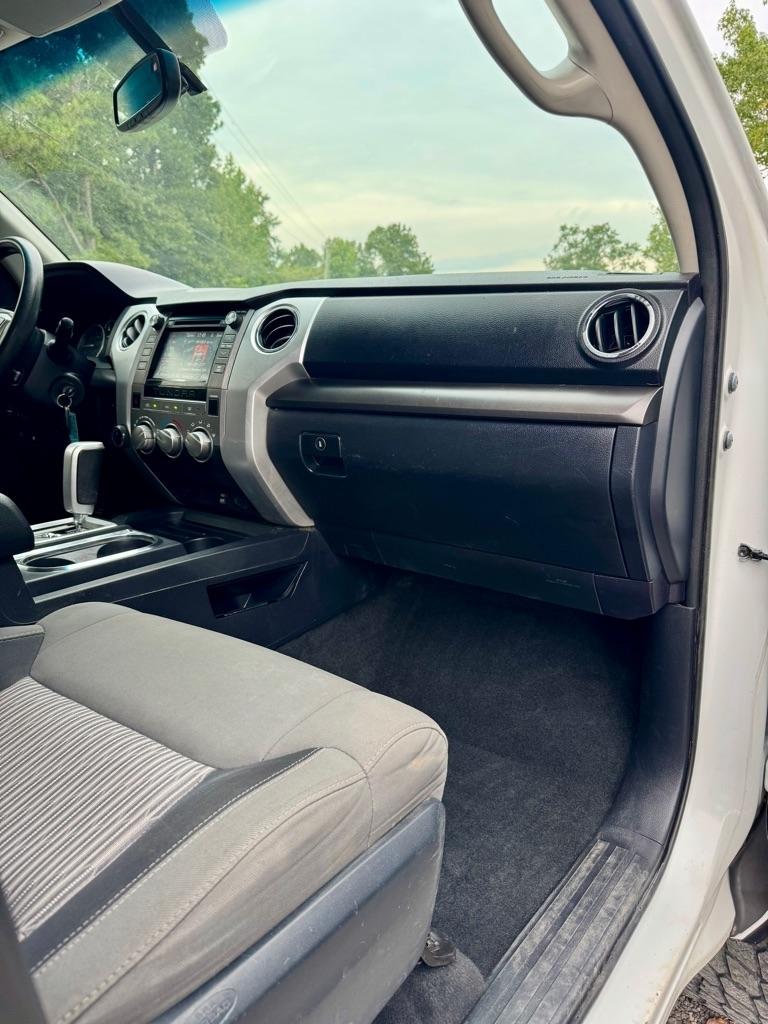 Toyota Tundra 4WD TRD Pro CrewMax 5.5' Bed 5.7L FFV (Natl) 2017