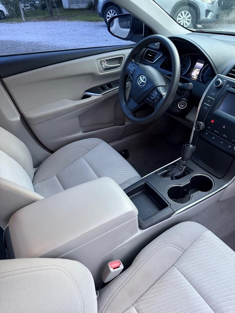 Toyota Camry 4dr Sdn I4 Auto SE w/Special Edition Pkg (Natl) 2016